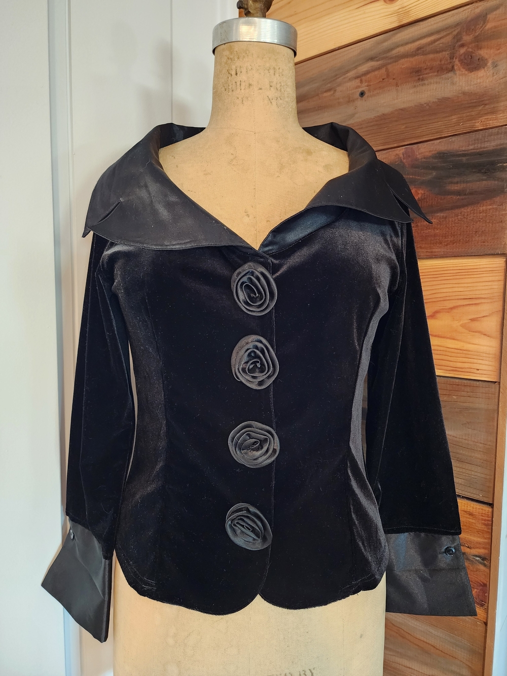 Velvet Rose-Button Black Blouse with Wide Collar